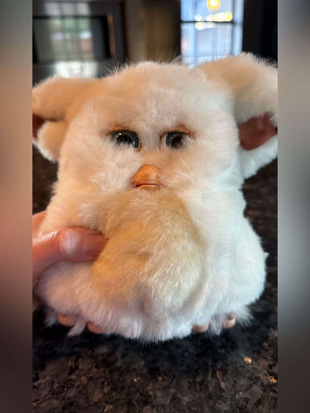 Furby 2005 Marshmallow White & Cream W/ Blue Eyes Emoto-tronic